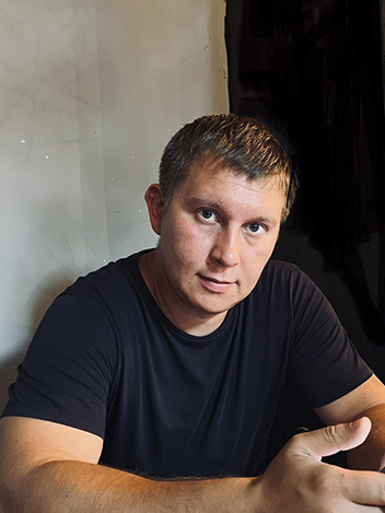 Владимир  Завьялов